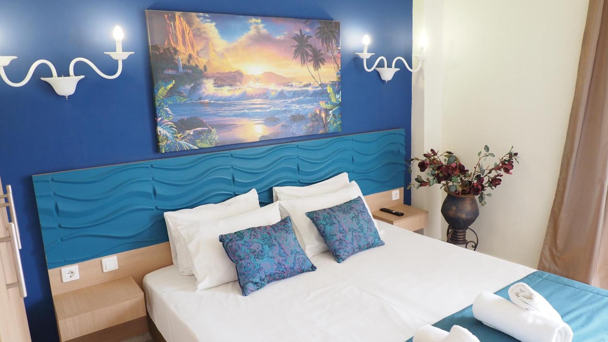 Leonidas Apartments And Suites Мола-Калива Экстерьер фото